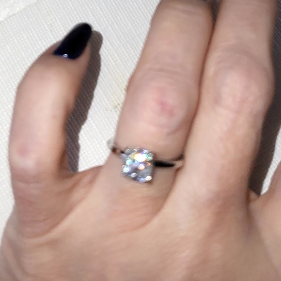 Cushion Cut 2ct Solitaire Moissanite 14k White Gold Vermeil Size 5.5 Ring - Picture 6 of 7